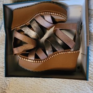 OTBT Pavillion wedge sandals size 7.5